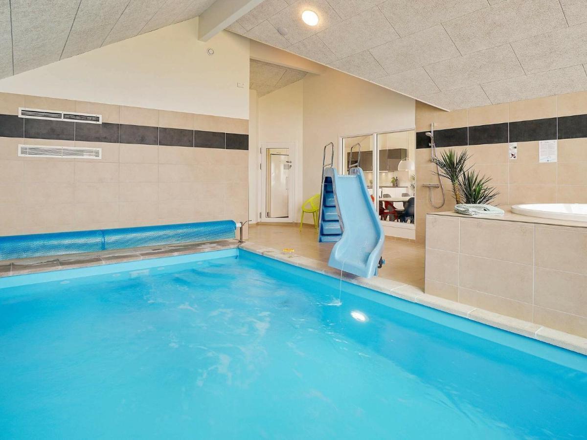 18 Person Holiday Home In โบเอนเซ ภายนอก รูปภาพ