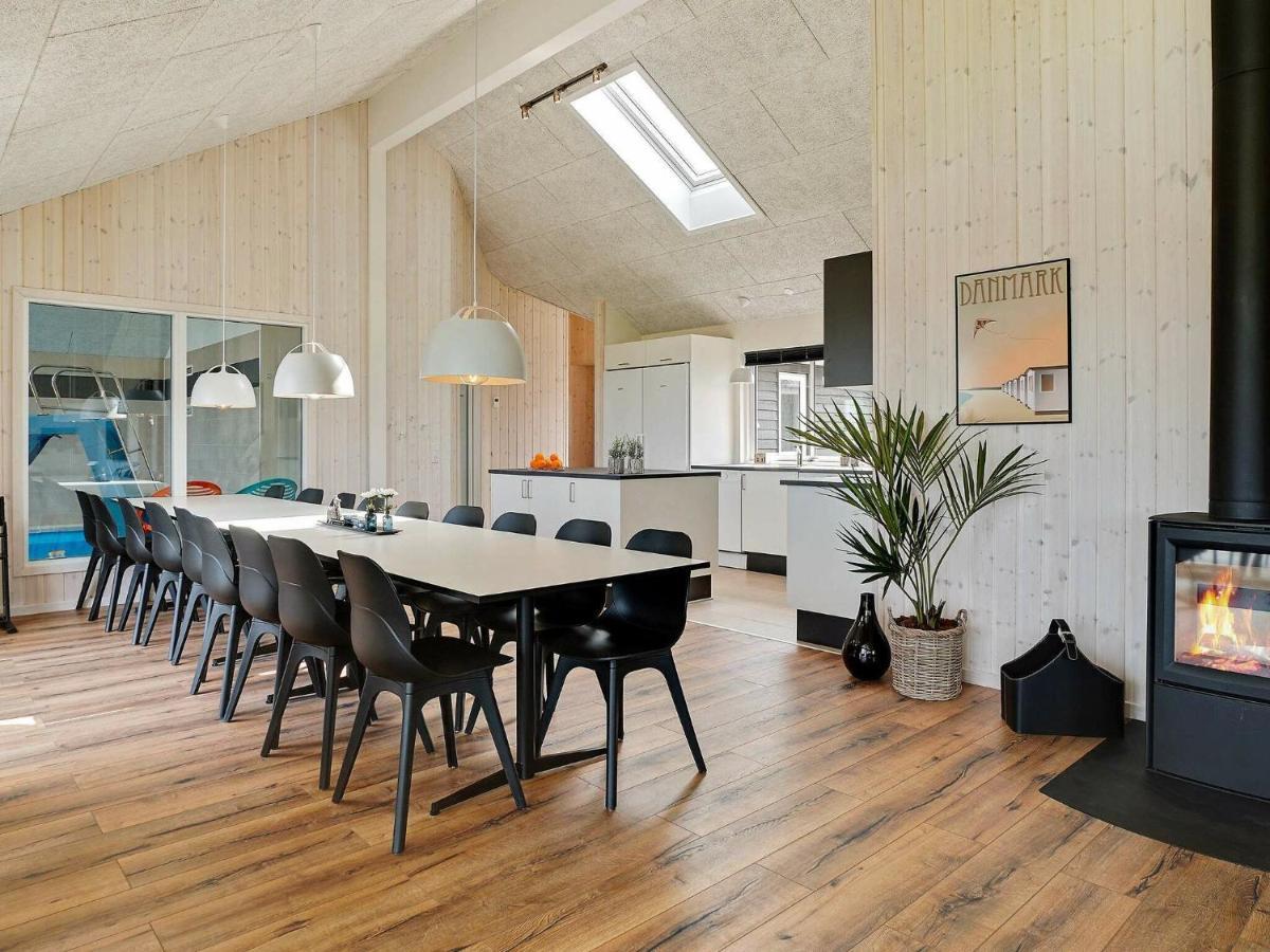18 Person Holiday Home In โบเอนเซ ภายนอก รูปภาพ