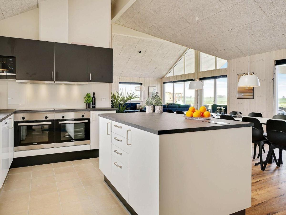 18 Person Holiday Home In โบเอนเซ ภายนอก รูปภาพ